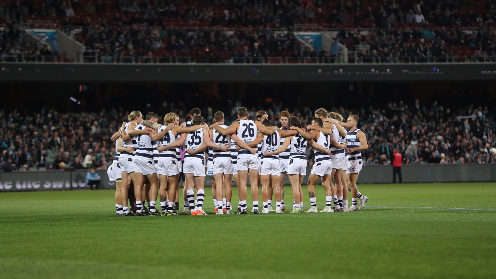 Geelong cats team on field