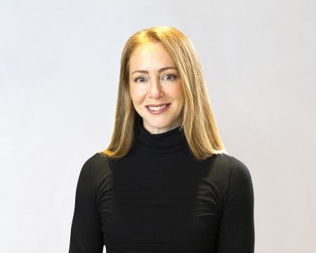 Helen Headshots-Webiste.jpg